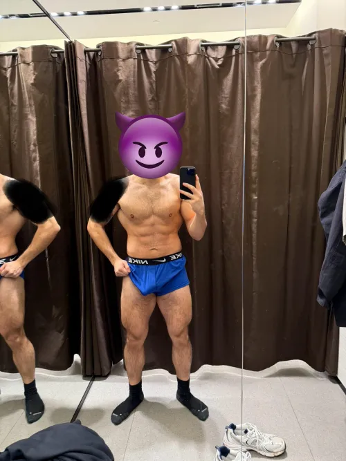 How do I look in my new blue Nike boxershorts?