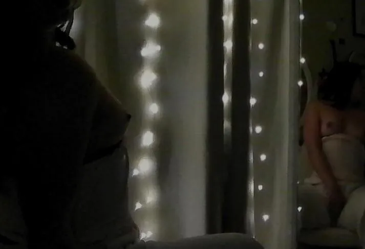 I want my tits licked so bad 🤤