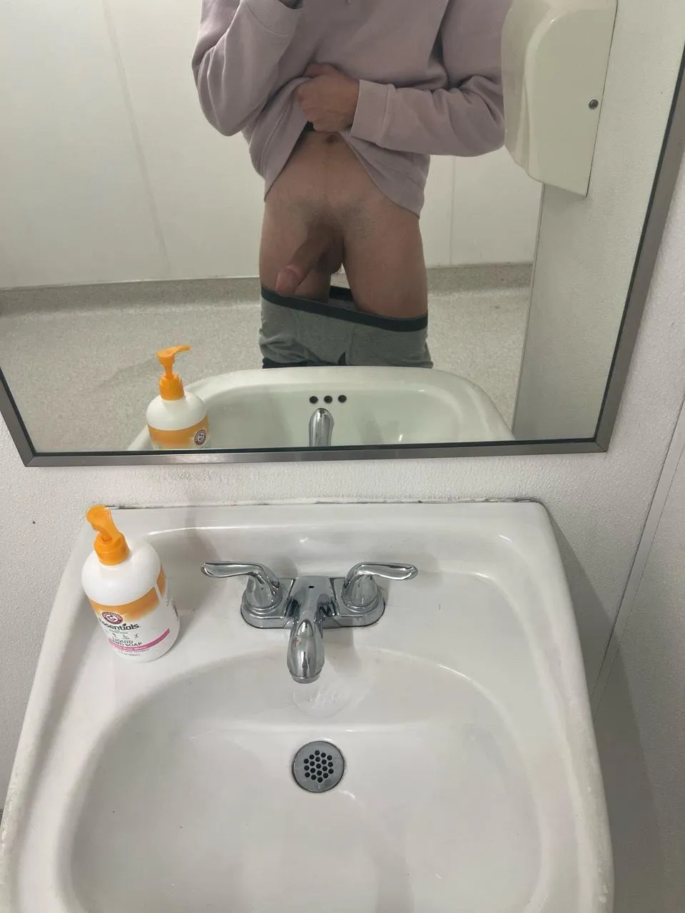 in austin right now m18 m4f or couple