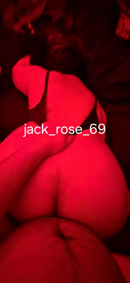 Thank you for 1k guys ❤️. We celebrated it with doggystyle. 😋 C 4 [F]