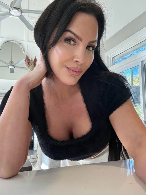 today I have worked harder than I should have, my body really needs a massage 42[F]