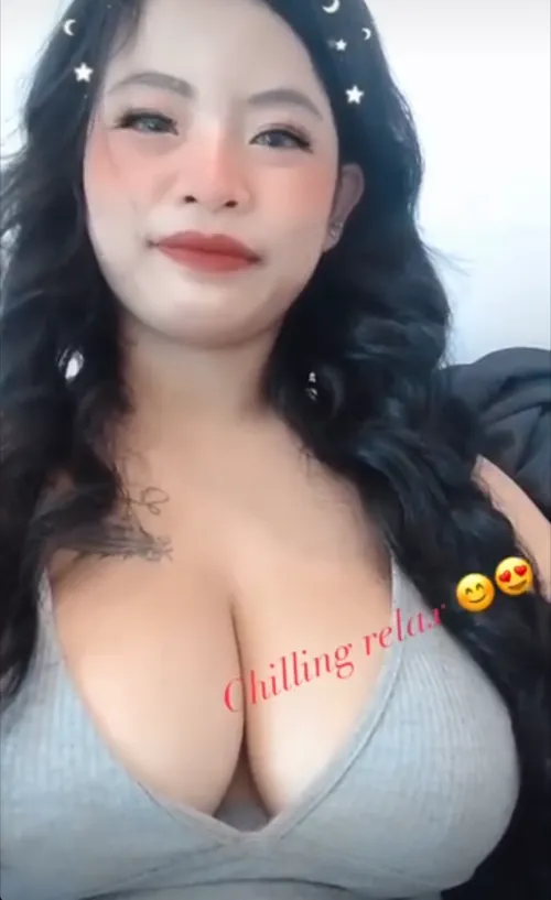 Wish I could chill with a flattie to make me feel good all evening!