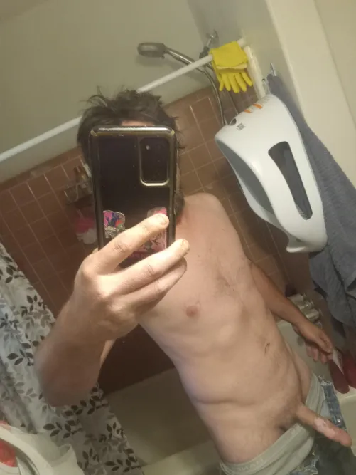 Any milfs in albany, ga want to play? 39m