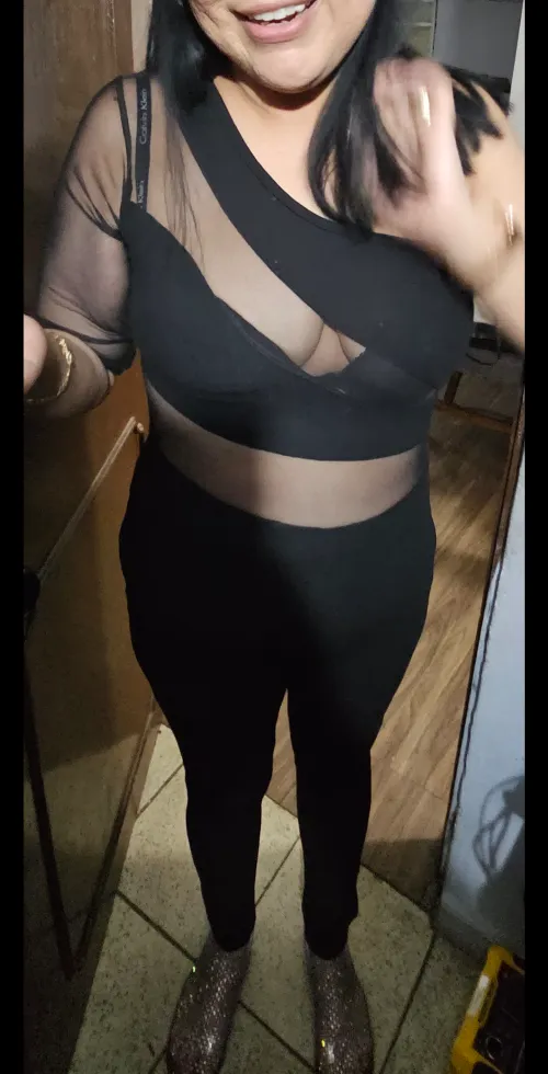 Who wanna see my HW nude...