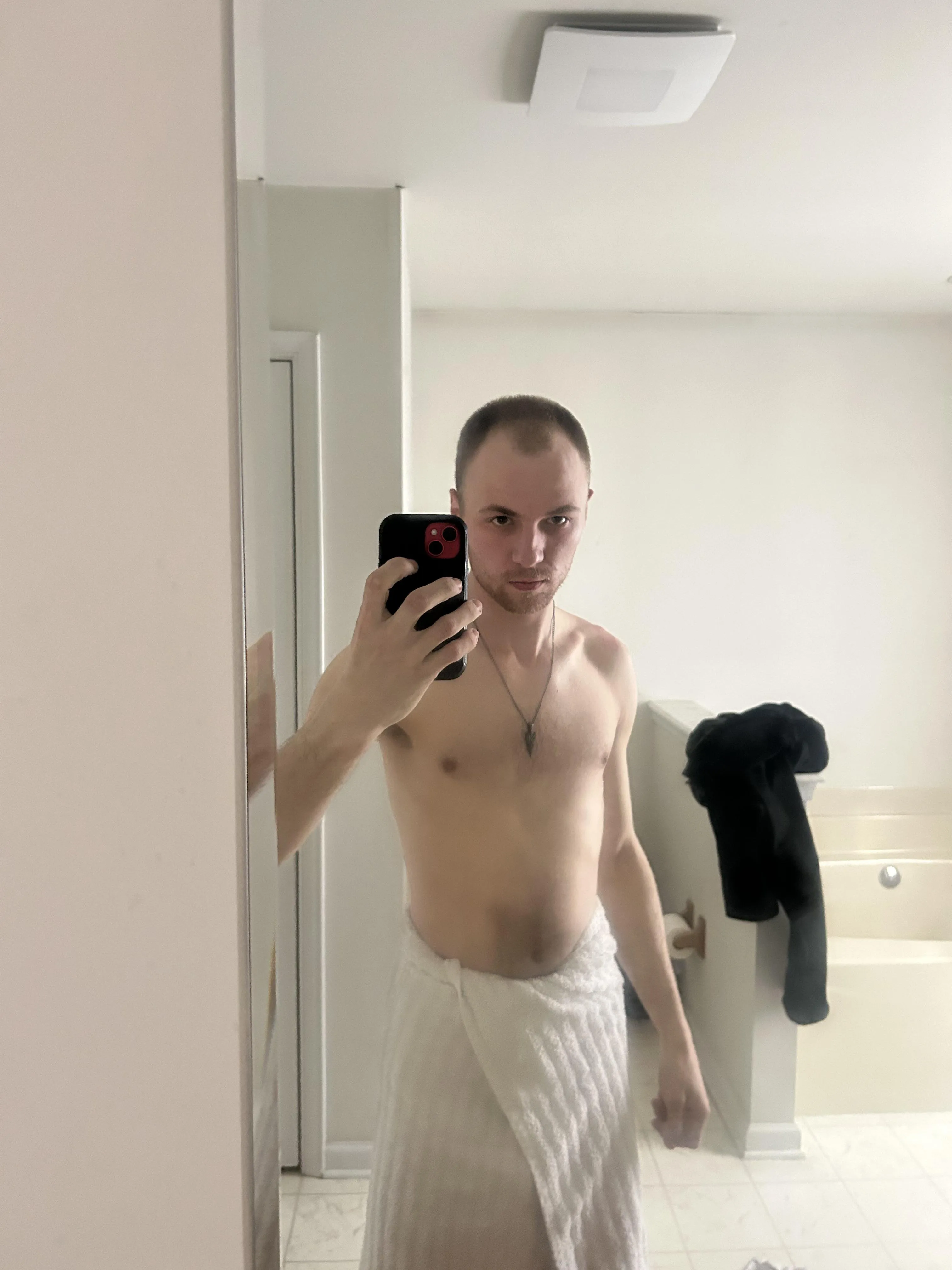 28 M4F looking for some fun or even love, located in Cecil county but no tag