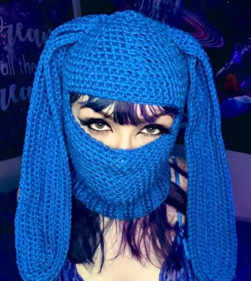 Audhd, Smokes a lot of weed. Has Tourette’s, and a lot of pets! [23F]