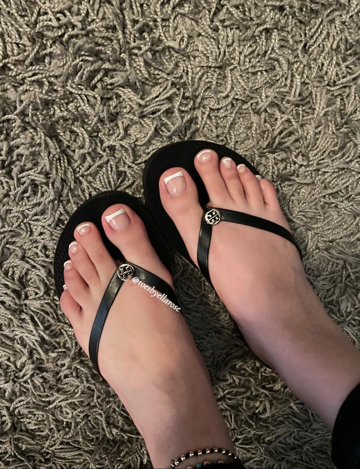 Black Flip Flops 🖤with French Tips 🤍