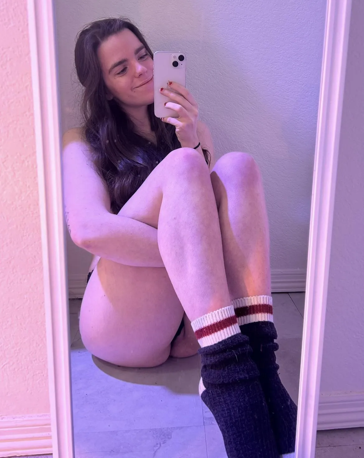 free page, wanna sext? ;)