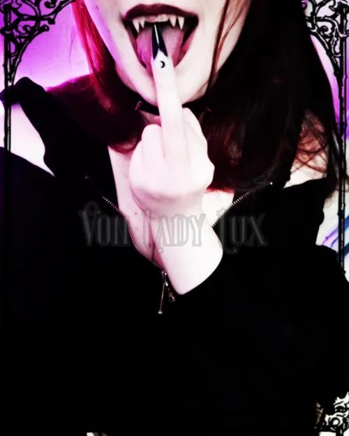 Here is a lil taste of what I shared yesterday. It is not my fault if you goon over me sissy sub pet~