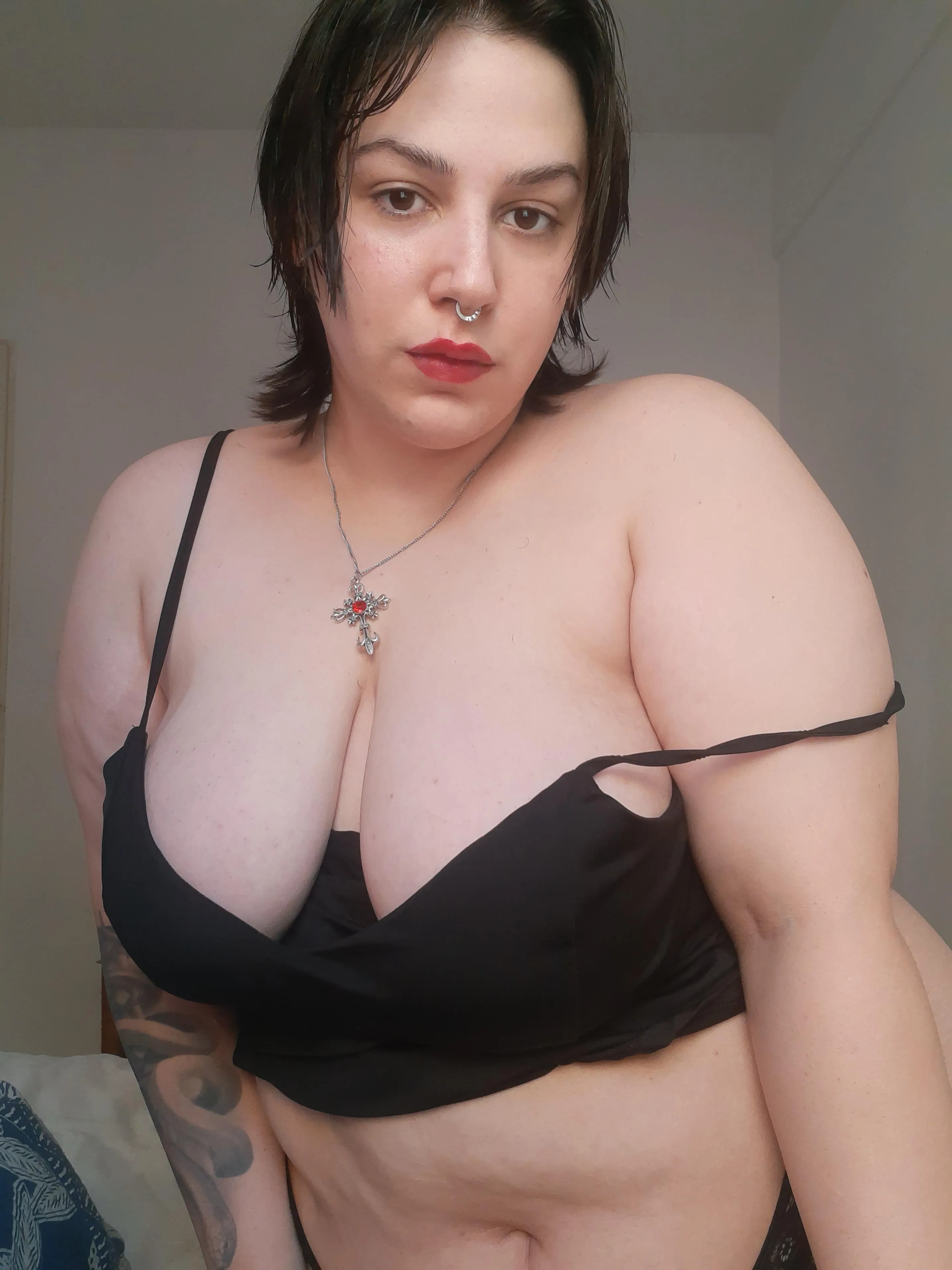 I'll hide your face between these two