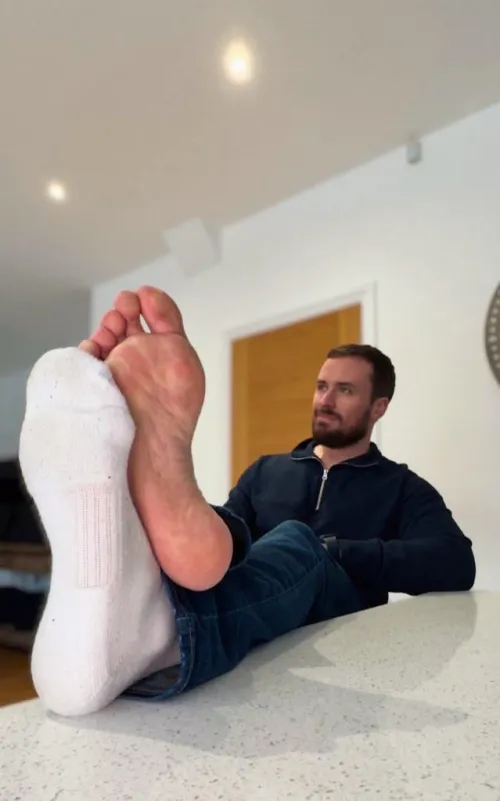 Isn’t it time you started to take findom seriously again?