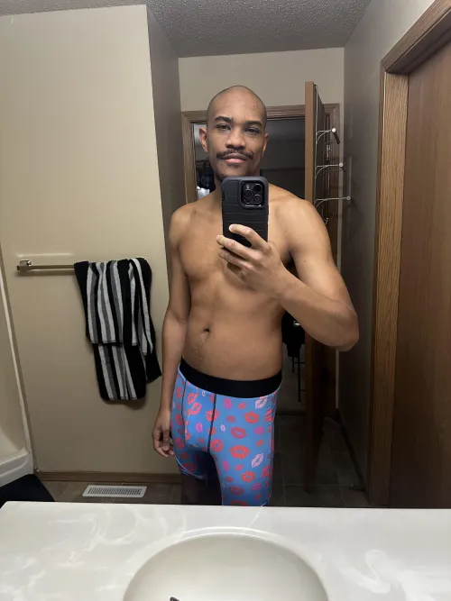 I’ve got lips all over me