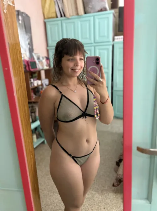 Je suis curieuse… qu’est-ce qui te fait complètement succomber ?