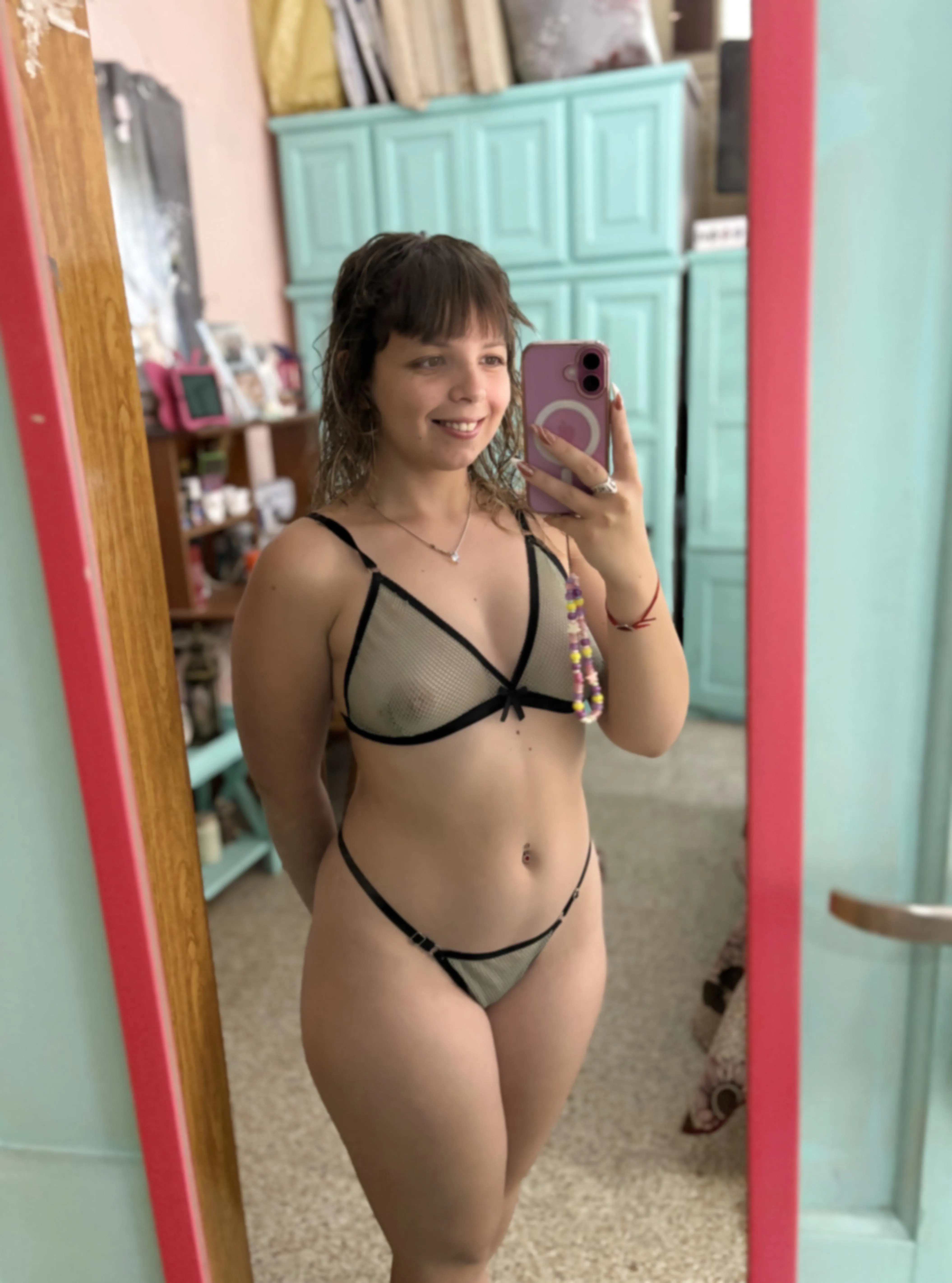 Je suis curieuse… qu’est-ce qui te fait complètement succomber ?