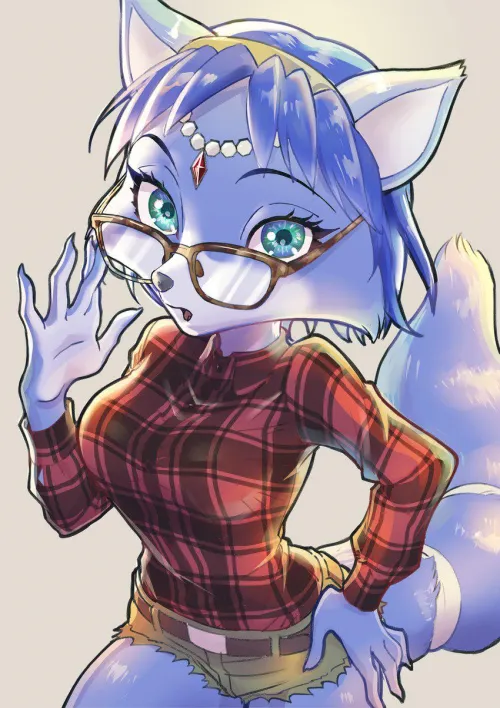 Krystal looks so cute with glasses. (Azusamarue)