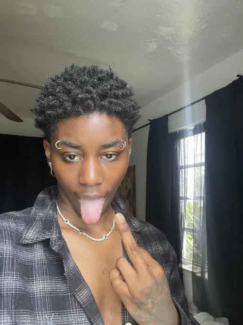 own nothing, be nothing, serve everything