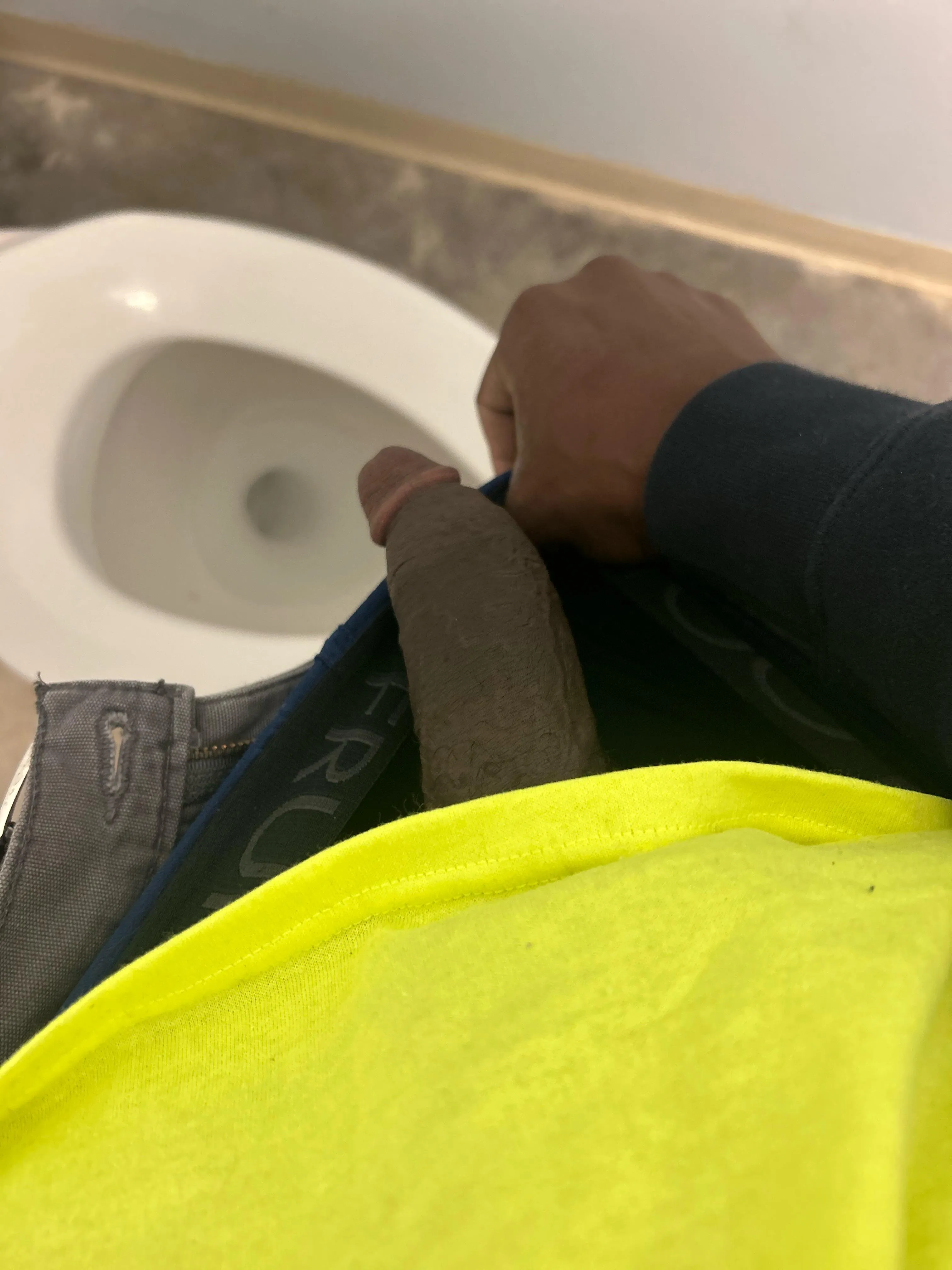 20 always horny at work wby?