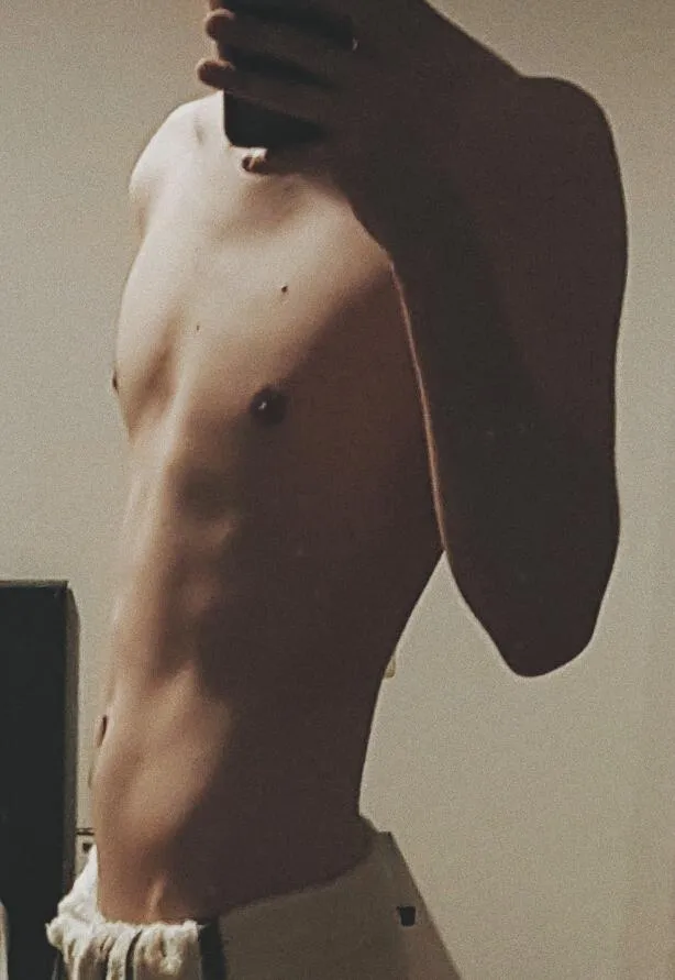 [26] schwanzgieriger twink 😈 Gebe den besten sloppy deepthroat Besuchbar in Köln. Nur fit/ schlank. Snap: j_ms