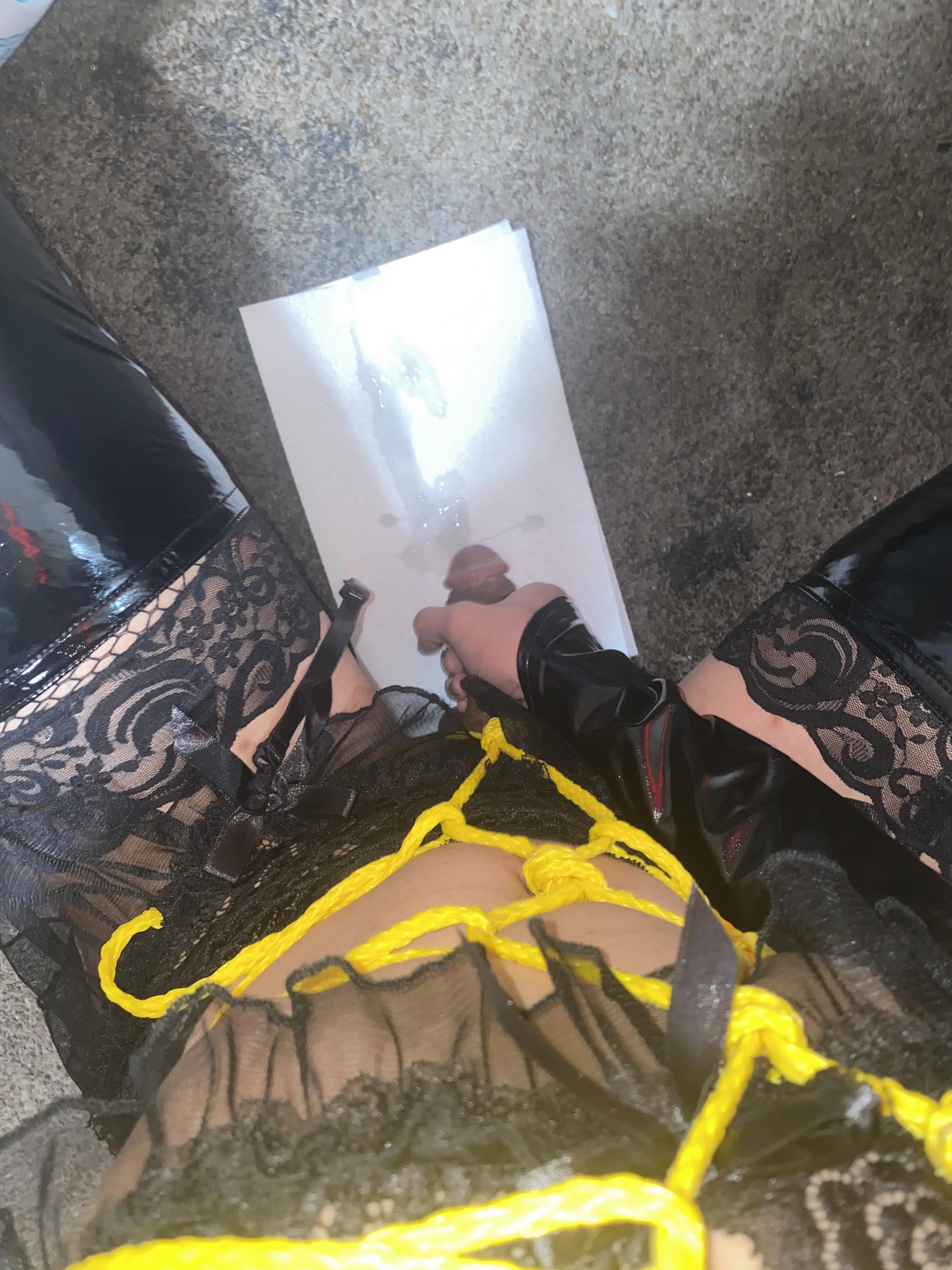 29 [209] Cd4T or F to train and feminize me more🫠 or other cd and sissies that wanna teach me☺️