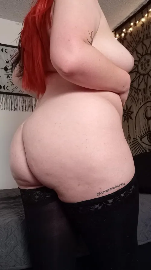 black lace is always the perfect touch