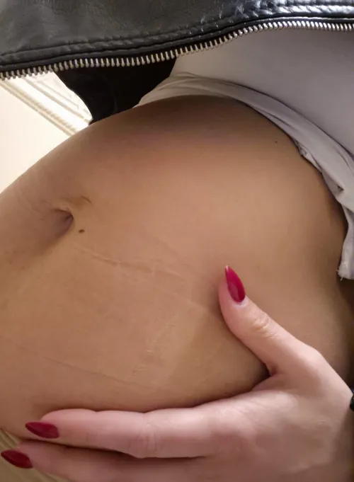 Cheeky photo in the pub toilet last night- I was so bloated after a three course meal and 6 bottles of beer 🤭🐷