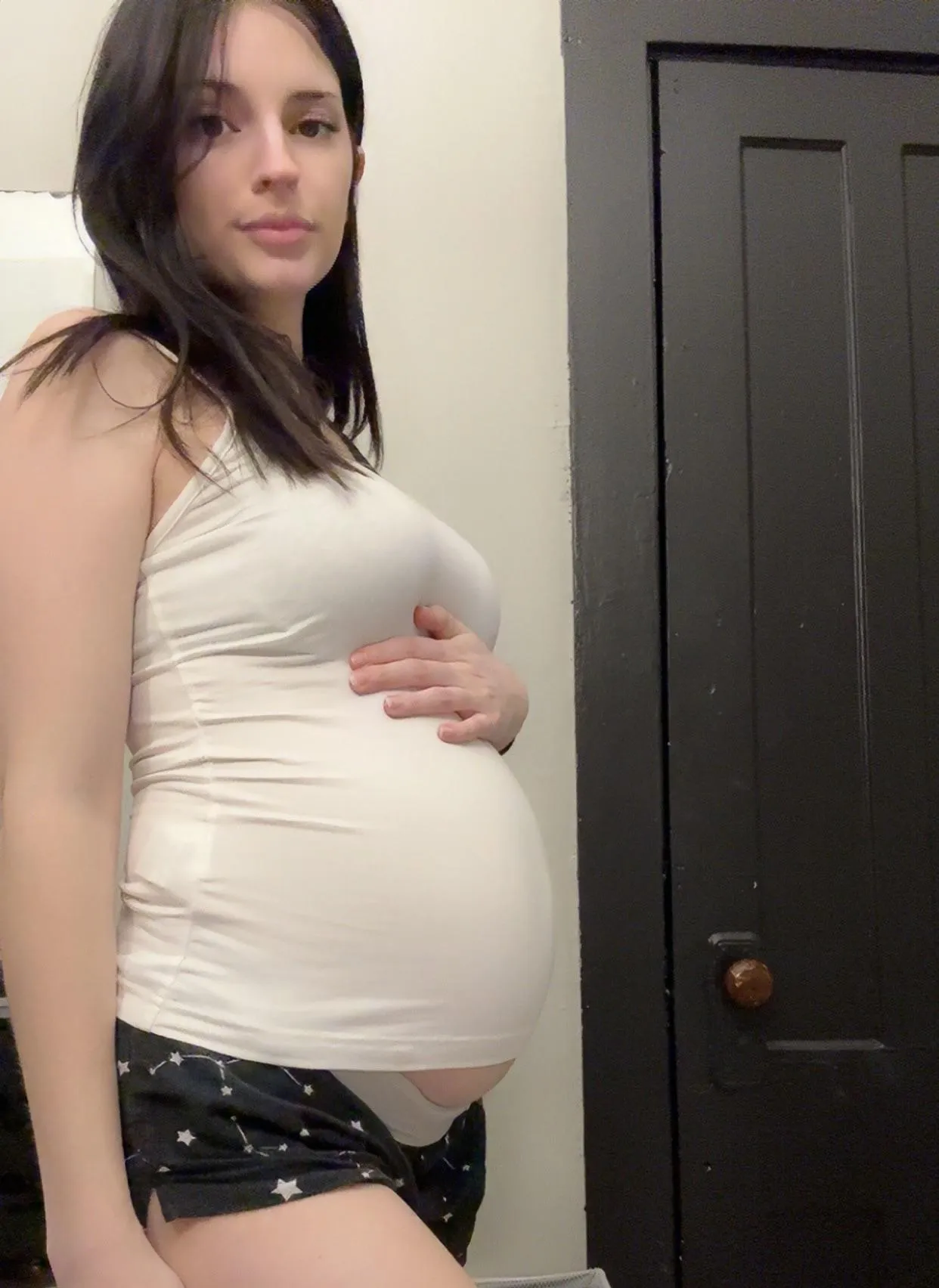 Do you like how big my belly is getting already?