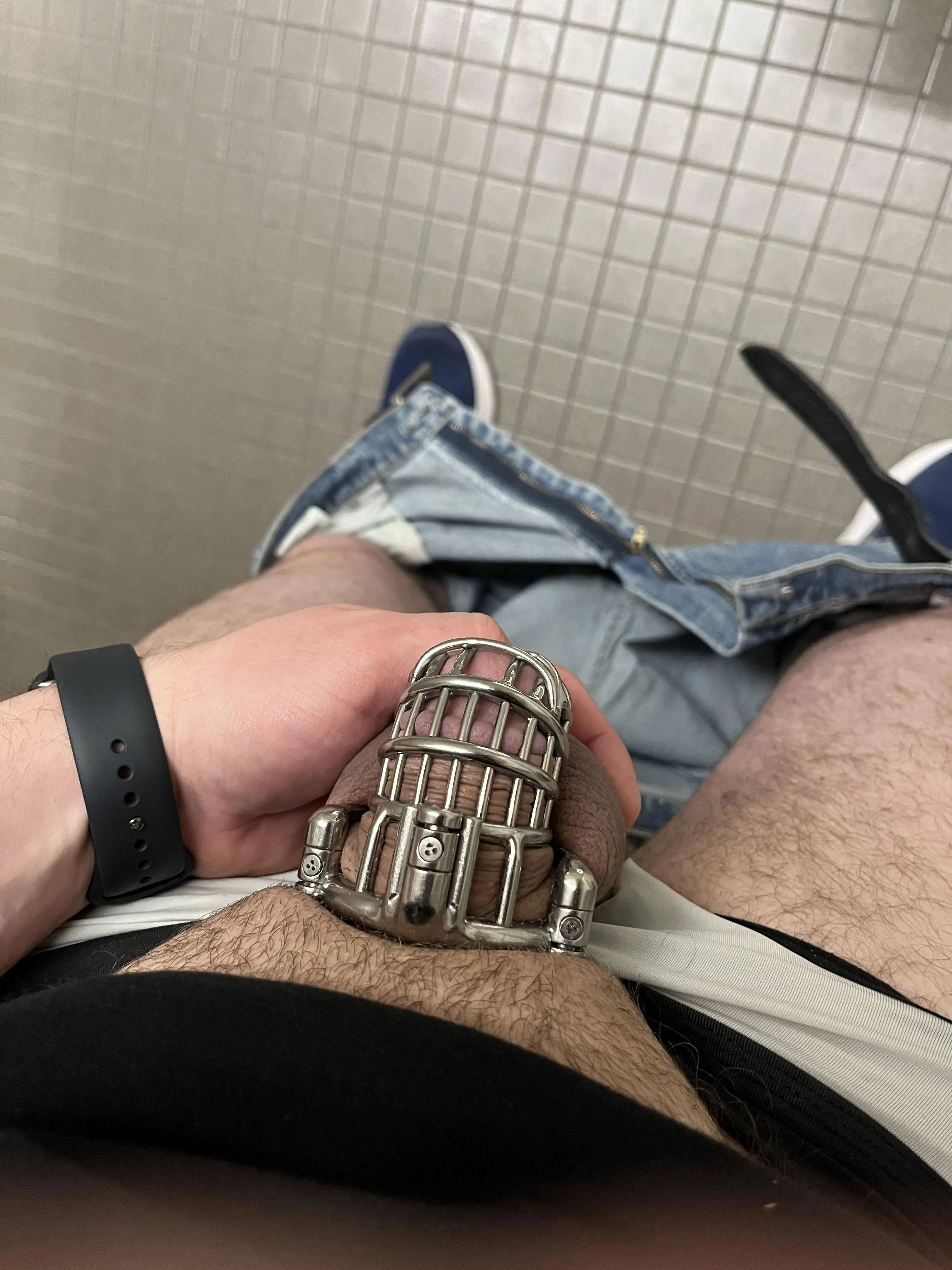 Got my new titanium PA cage with permanent lock 😅