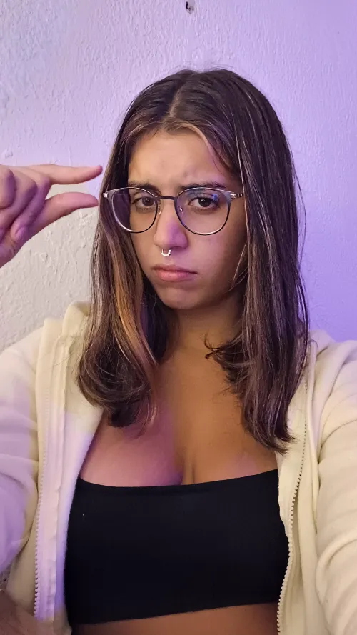 I can hardly see your dick loser