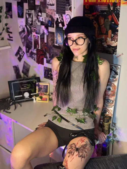 I got a new tattoo. How many do you think I have now?