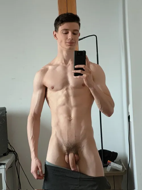 I hate when my shorts slip 