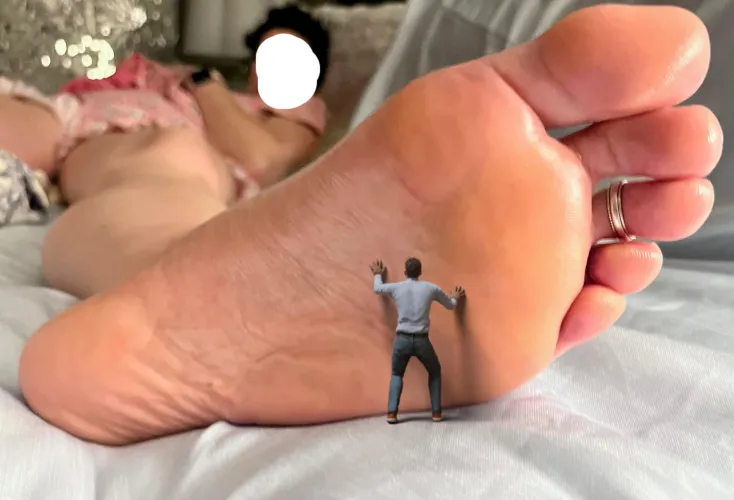 I love worshipping my wife’s giant feet, but I’m worried she’s getting tired of me at this size!