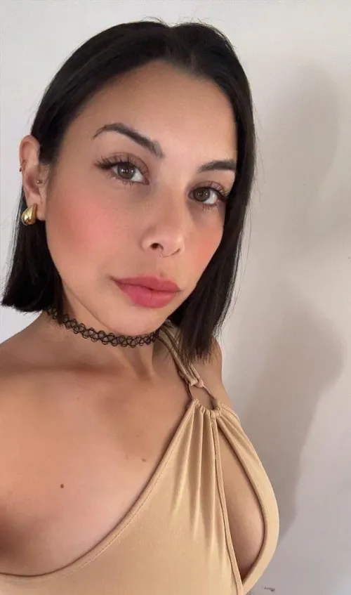 I'm picking random Redditors to send nudes to, who's in (only the first 75)