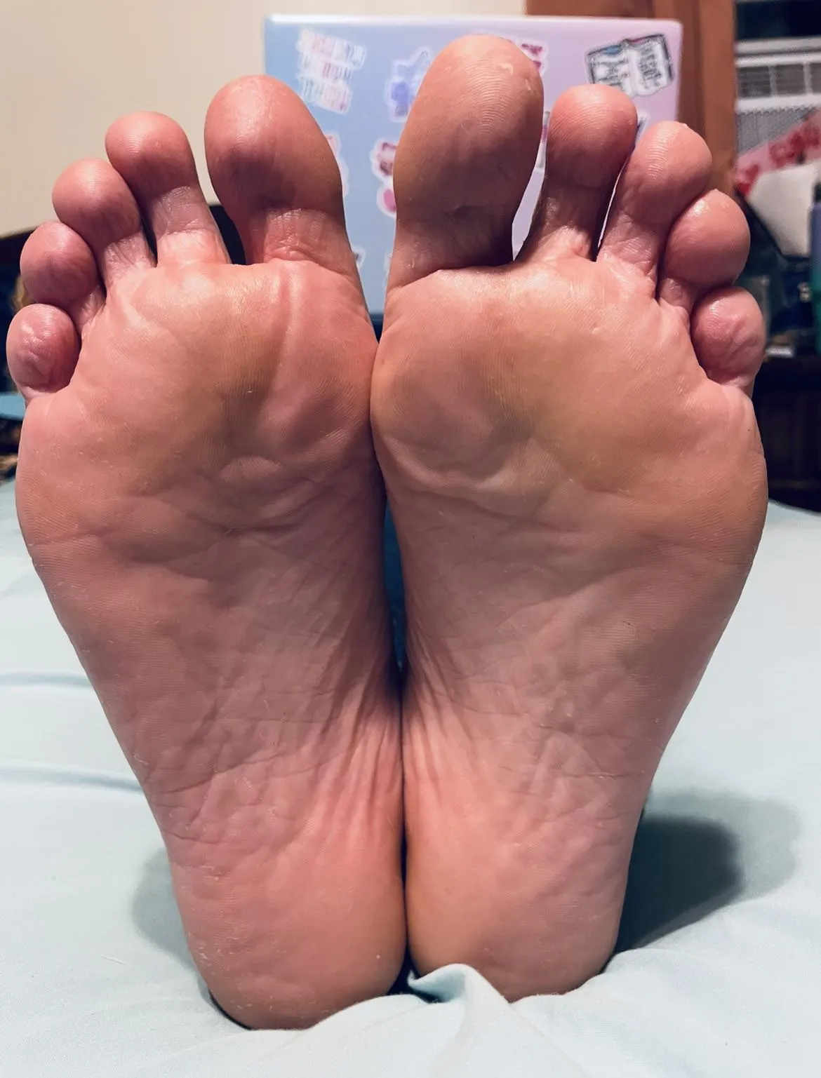 Is Meaty Monday a thing. I think my big soles meet the criteria don’t you 😝