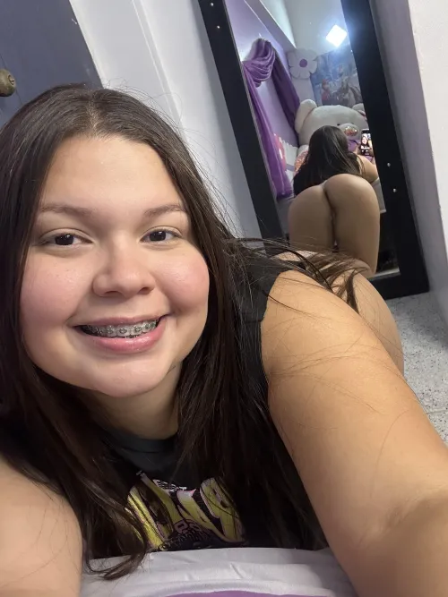 my bubble butt needs some company 🥺