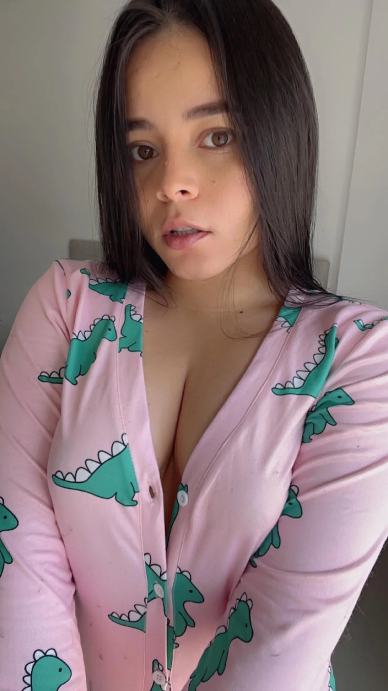 Rate my cleavage… or just sit there mesmerized.