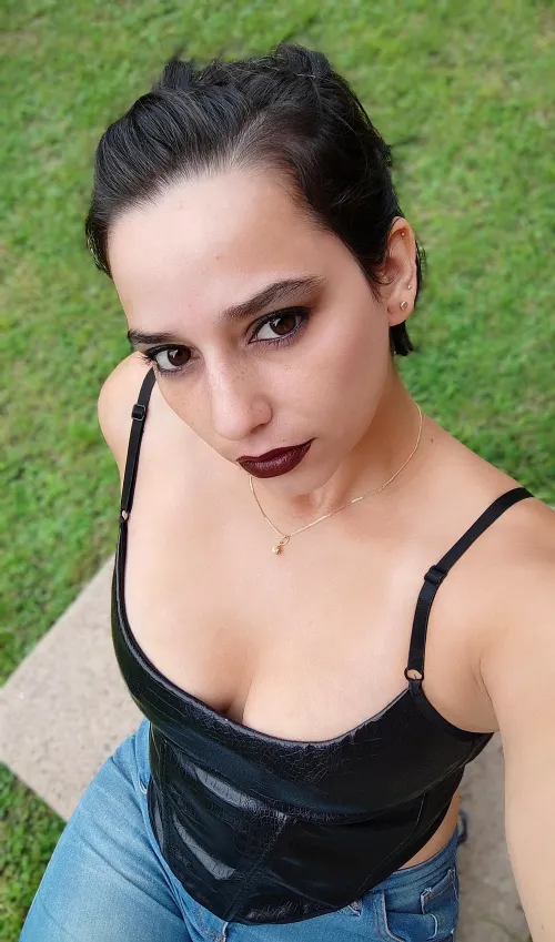 The more you beg, the more you amuse me. And I know you can't resist.