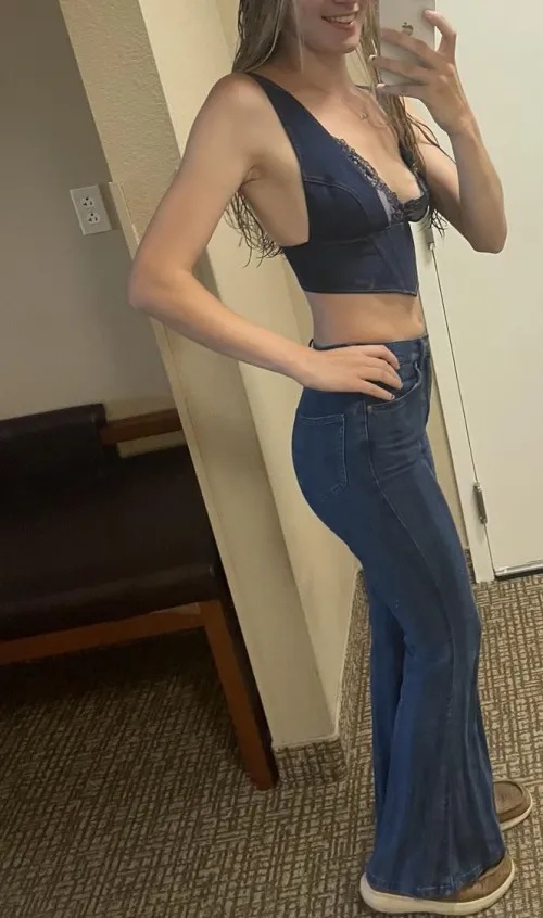 These show my ass great