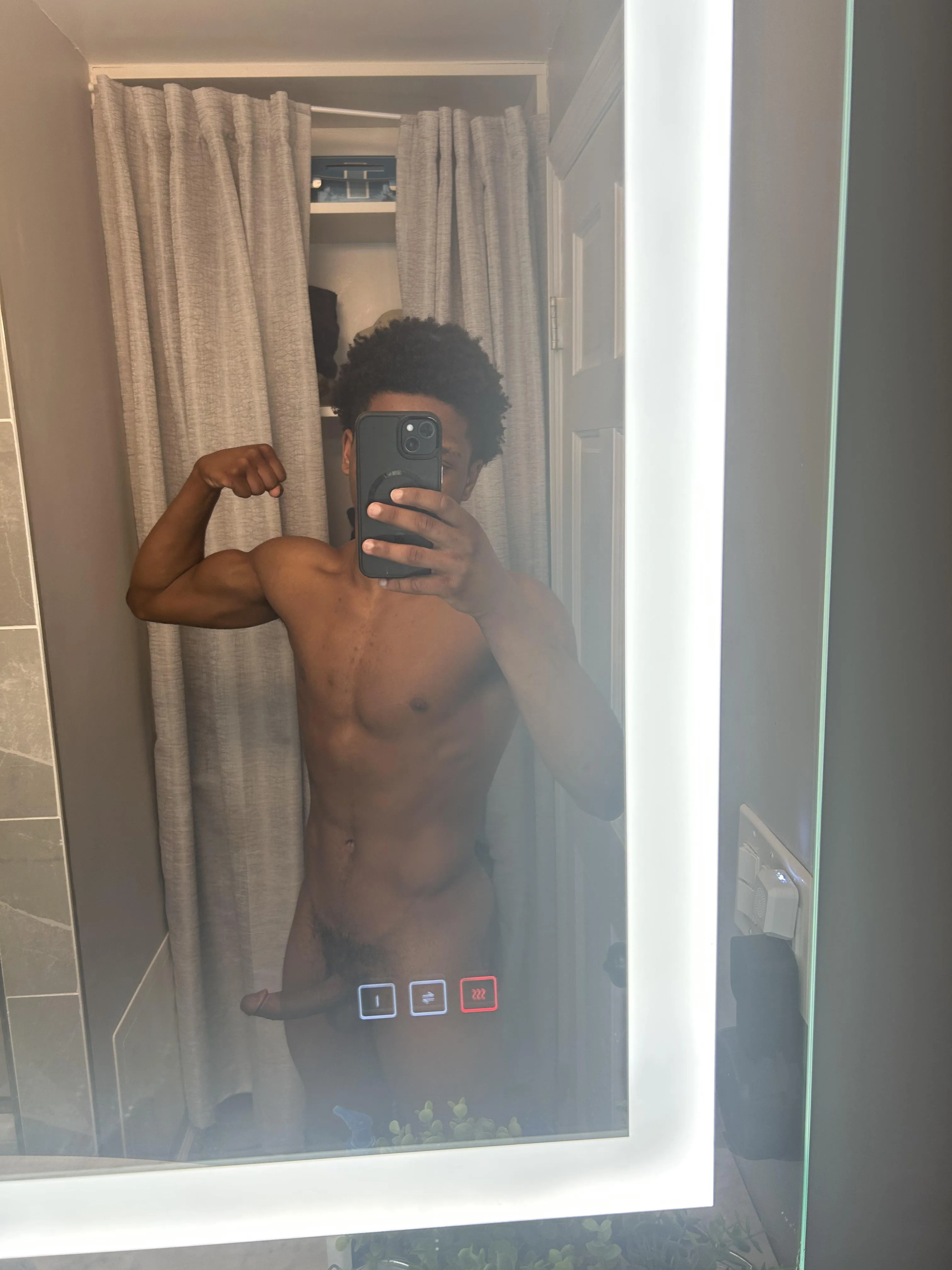 Who has a gh for this 19m cock? preferred near bronx /westchester