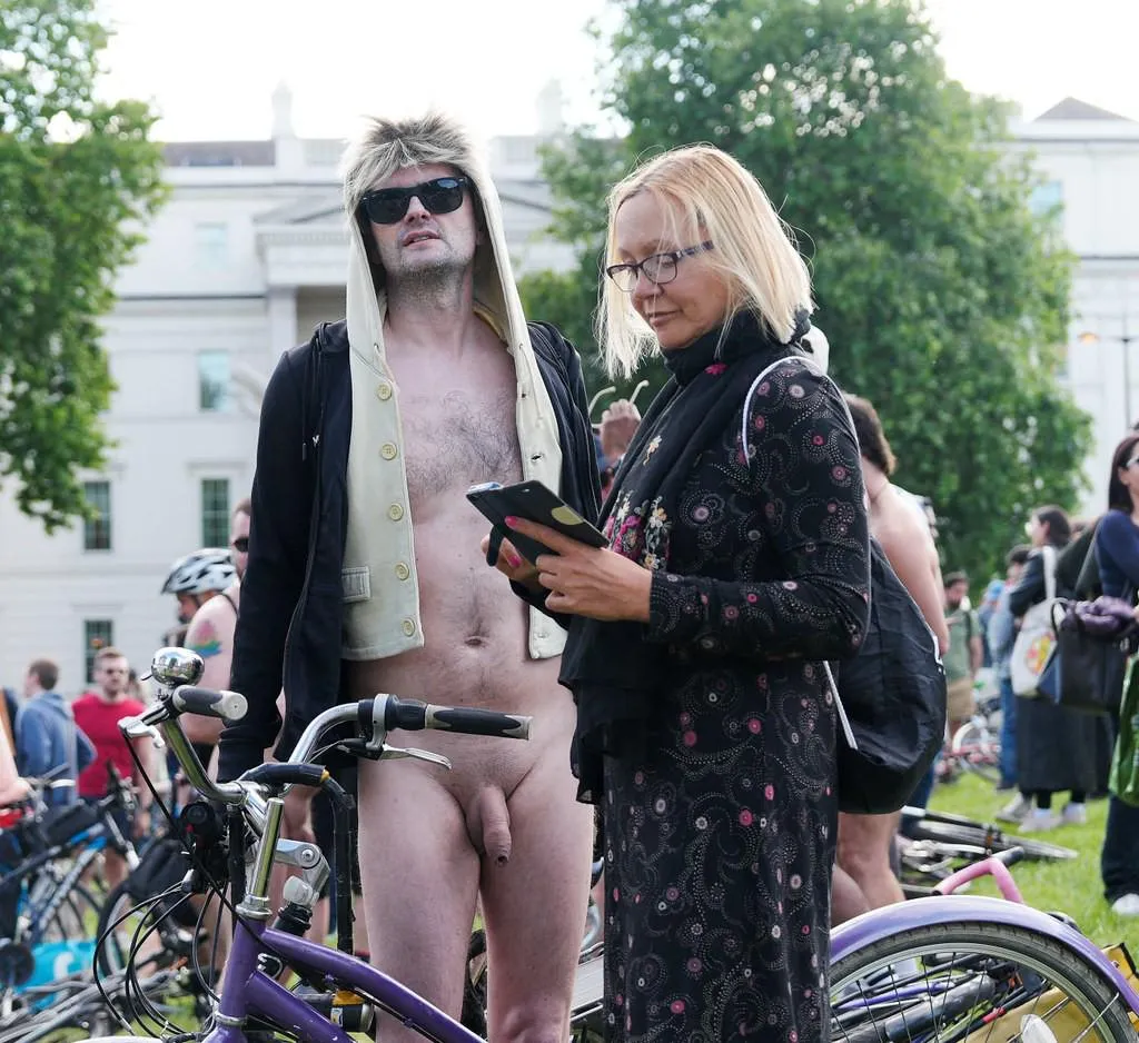 WNBR London - getting his number?