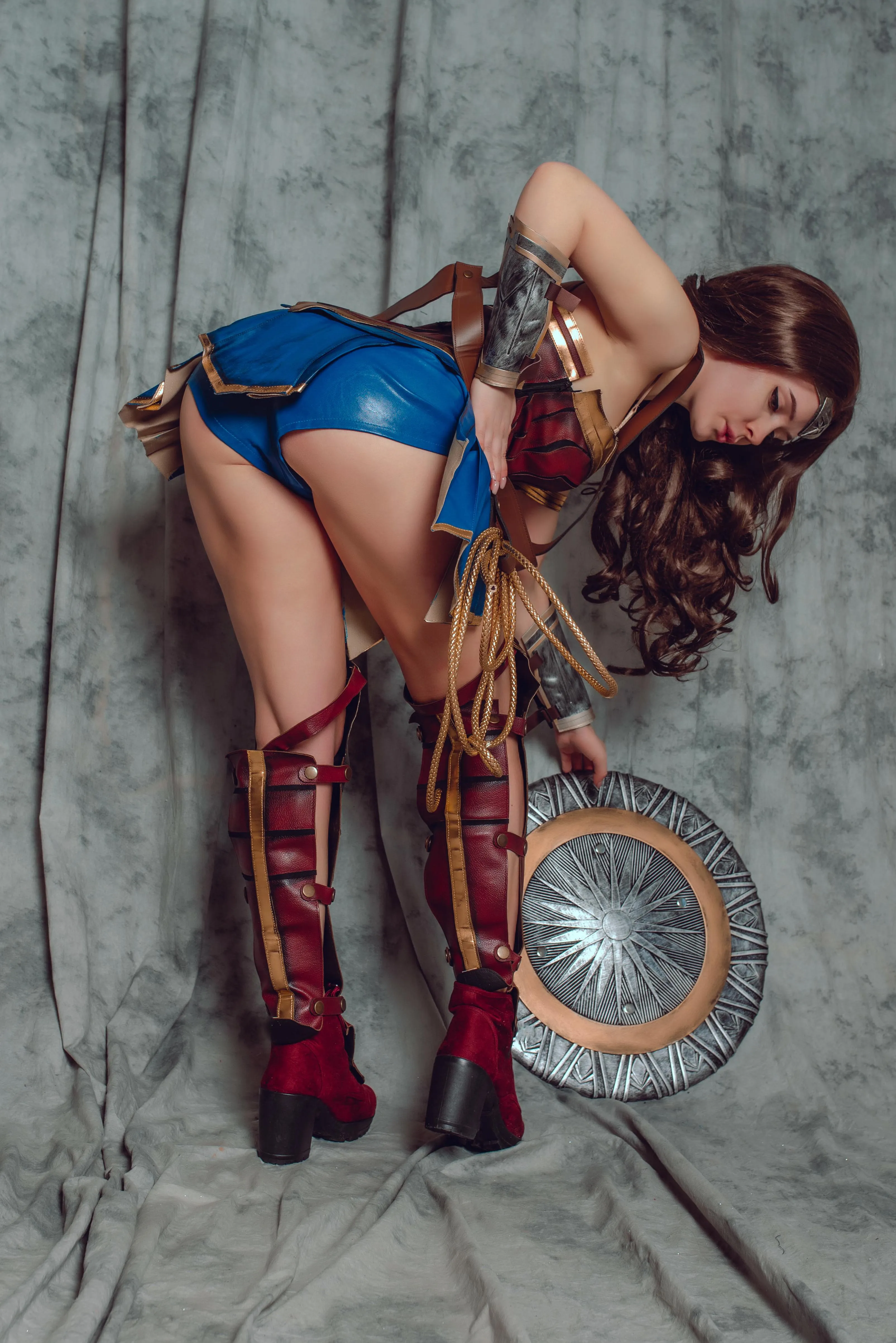 Wonder Woman cosplay by Evenink