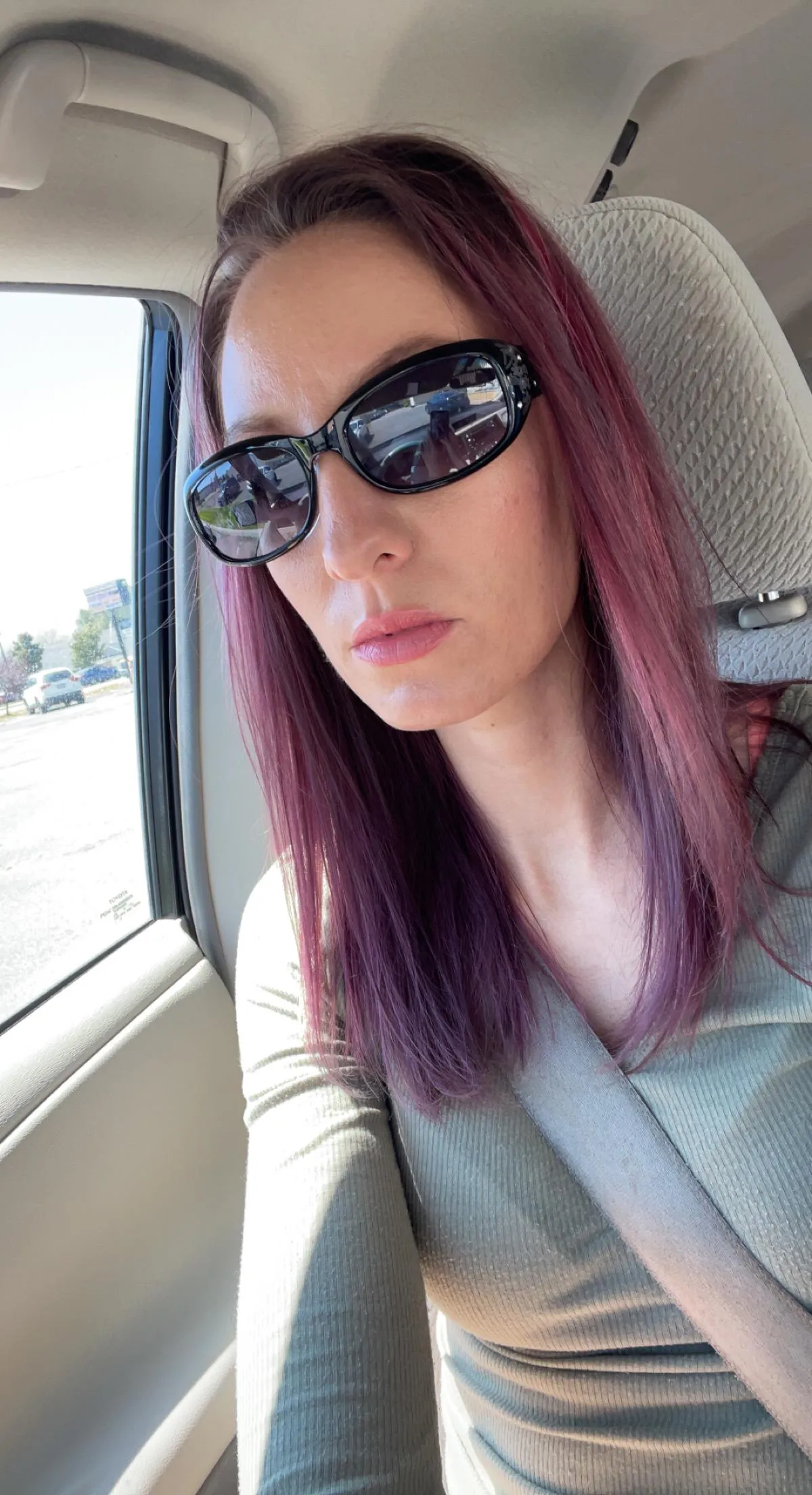 Would you fuck a mature woman like me without a condom? 31F