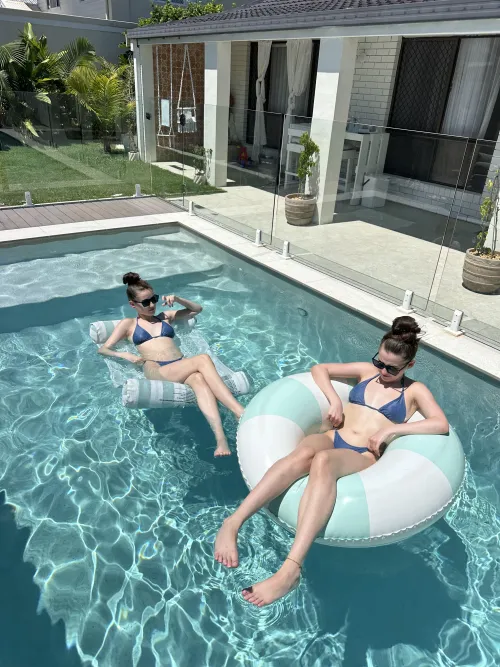 Would you jerk off to our twin nudes if we sent you some