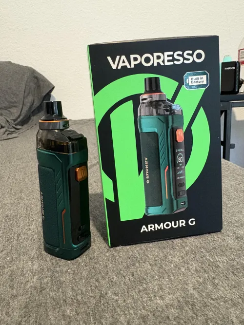 Another new piece to add to the growing collection! Only color they had but still very nice looking 👍🏼