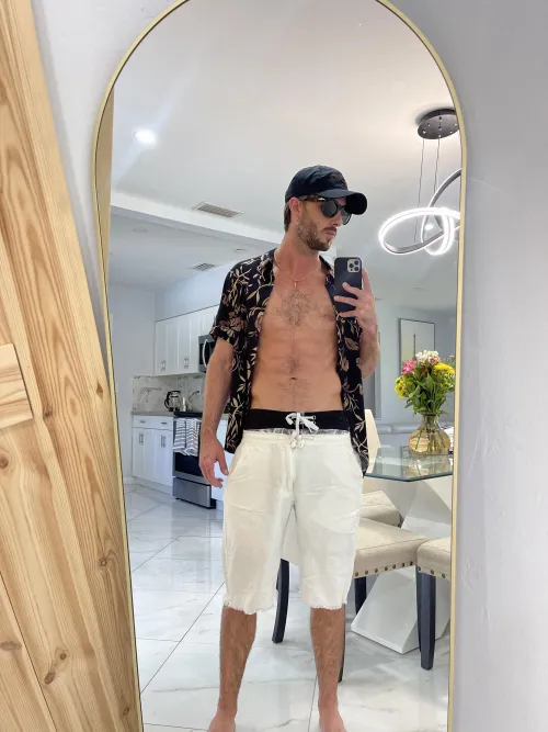 Headed out for a pool day!