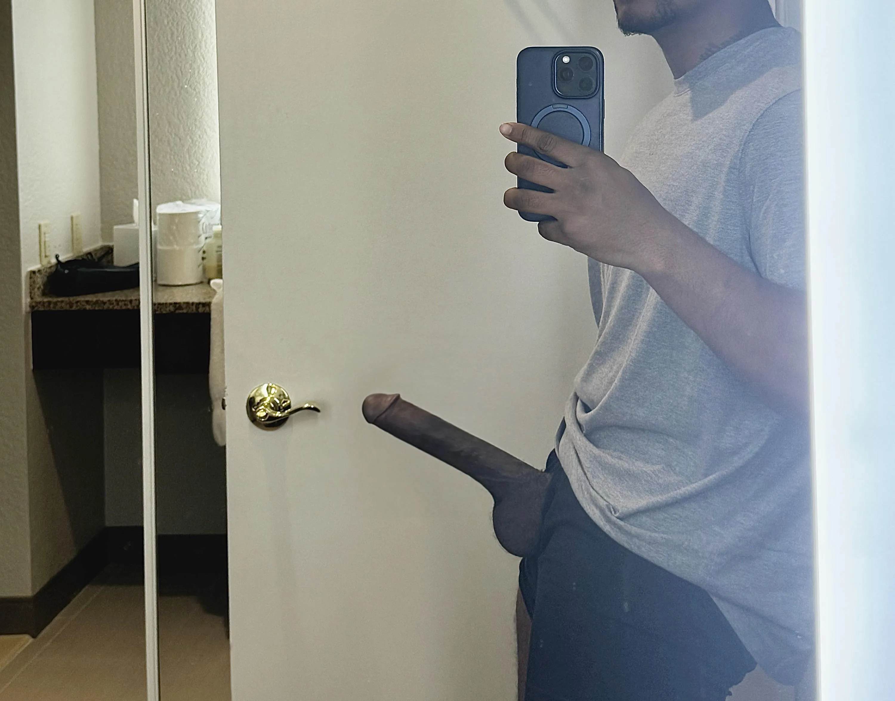 How much dick is too much dick? Can i put this BBC in your guts?