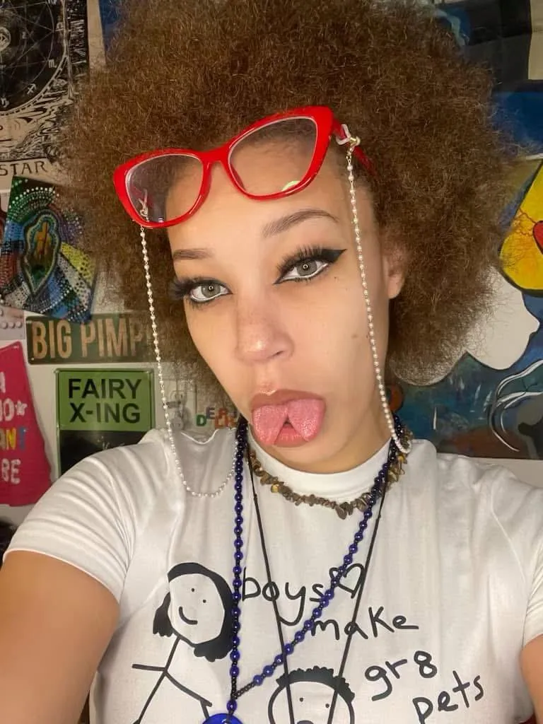 I only have 1 desire and that's you