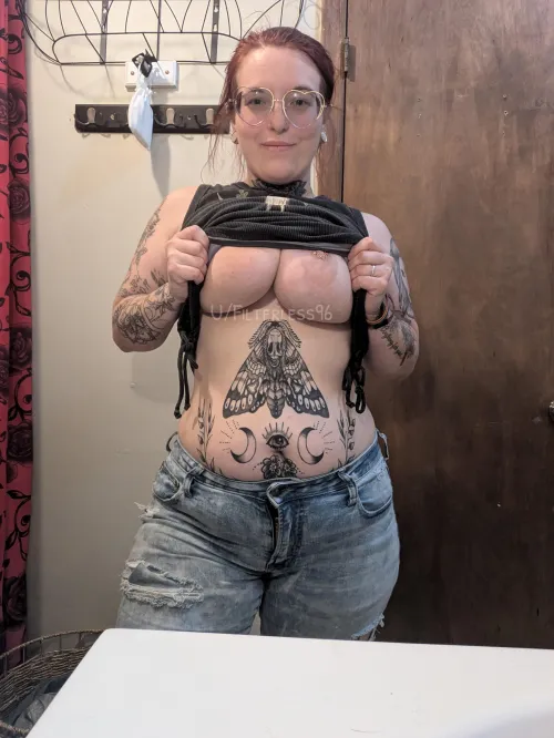 Kicking the week off right (;