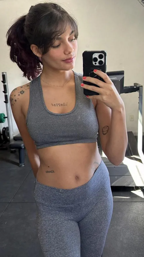 Rocking single mom bod... who's impressed