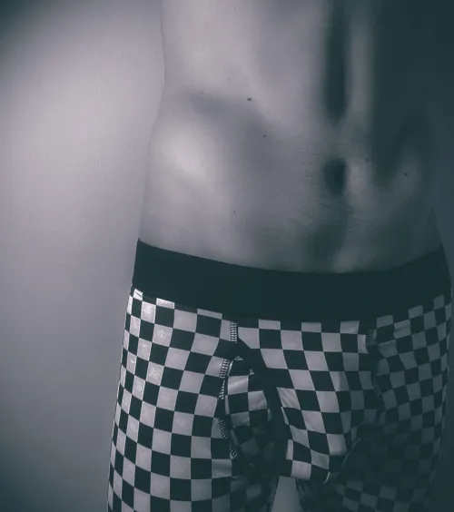 You want it in the box, or in the briefs?🤦‍♂️