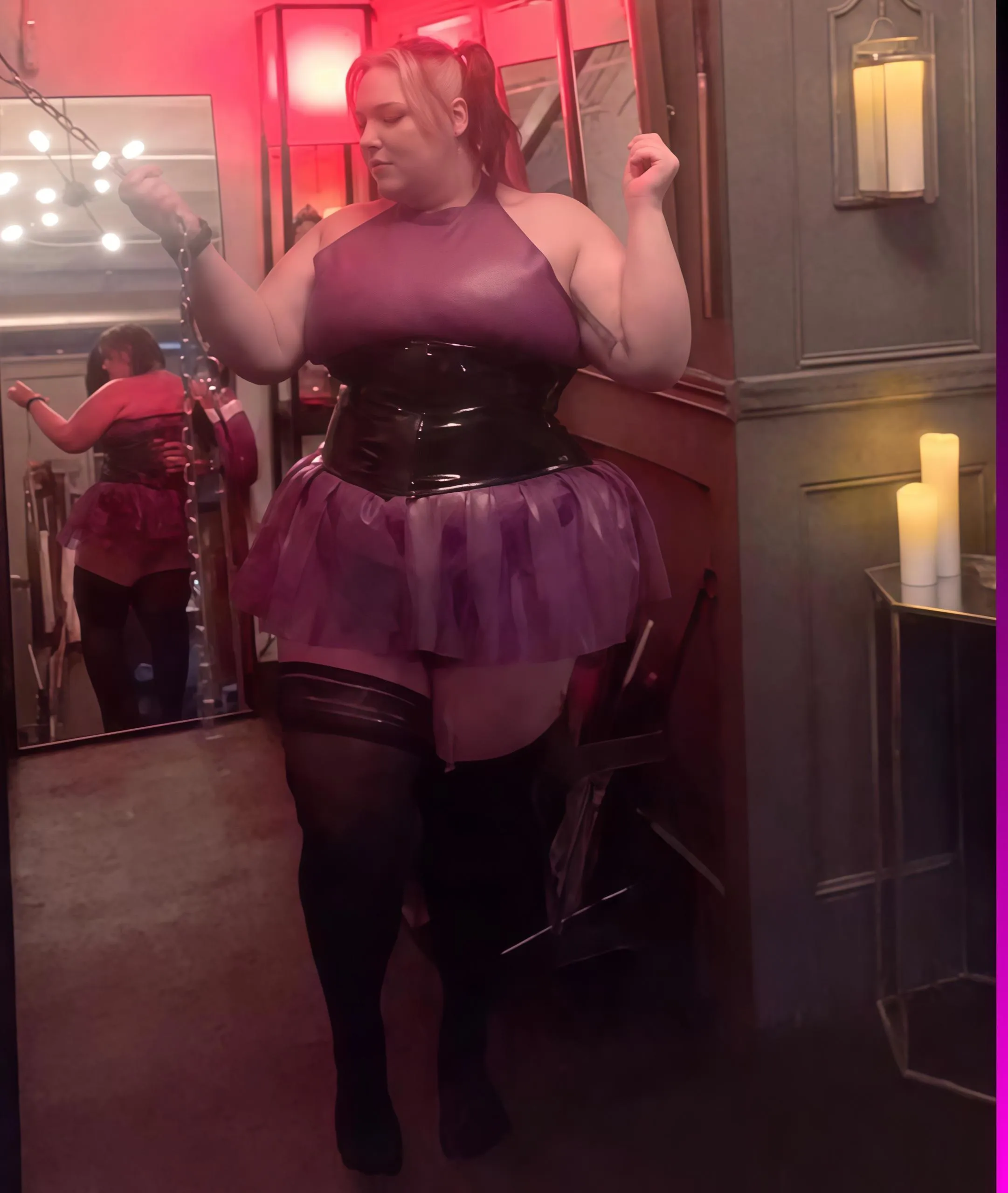 You’re weak for fat girls in latex